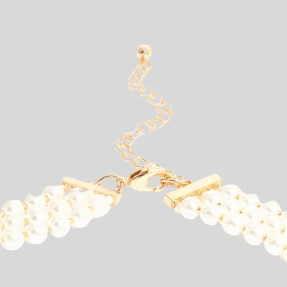 Vintage Boutique Collection: Multi-Layer Pearl Statement Necklace - Picture 3 of 5